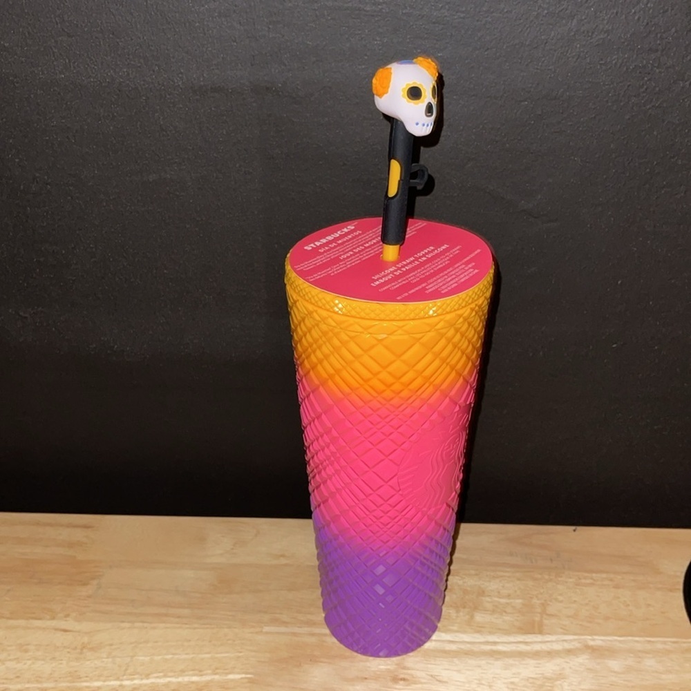 NWT 24oz Starbucks Día de Muertos Cold Cup Tumbler